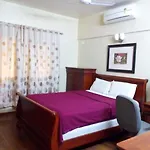 Vista Apartment Near Magarpatta Police S